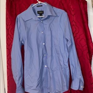 Men’s button button down shirt